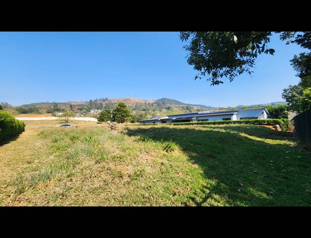 900M² VACANT LAND FOR SALE IN MONTROSE